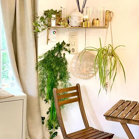 Holiday home Little Escape Im Jugendstil Poolhaus - Wc Und Dusche Im Nebenhaus *